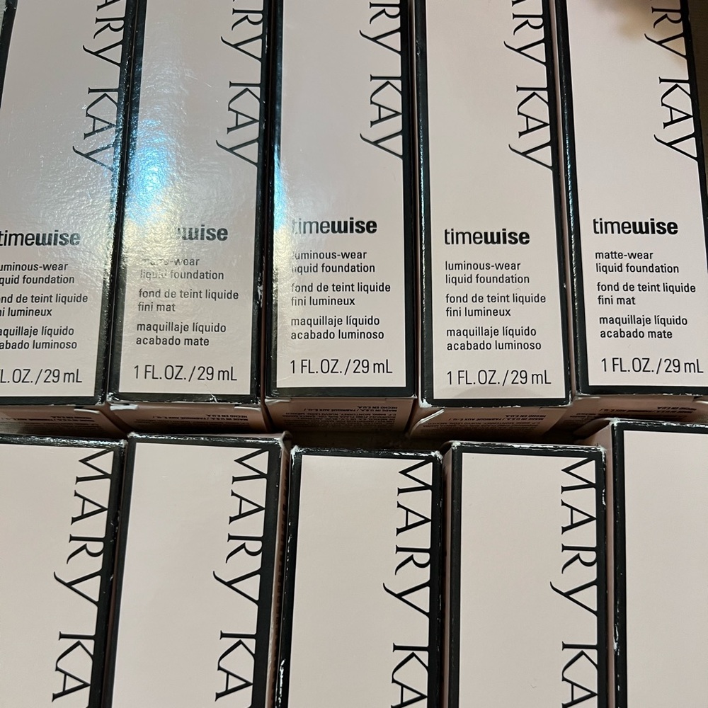 Mary Kay Liquid foundation